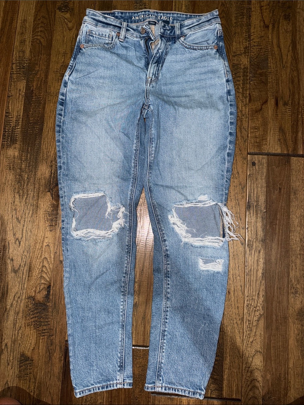 American Eagle Outfitters Light Blue Distressed Boyfriend Jeans